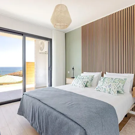 Vale Brisa - By Sch - P *